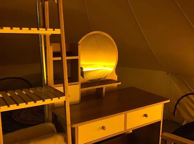 Tamahostel & Glamping * Tamarindo