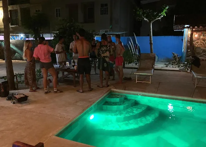 Tamahostel & Glamping * Tamarindo