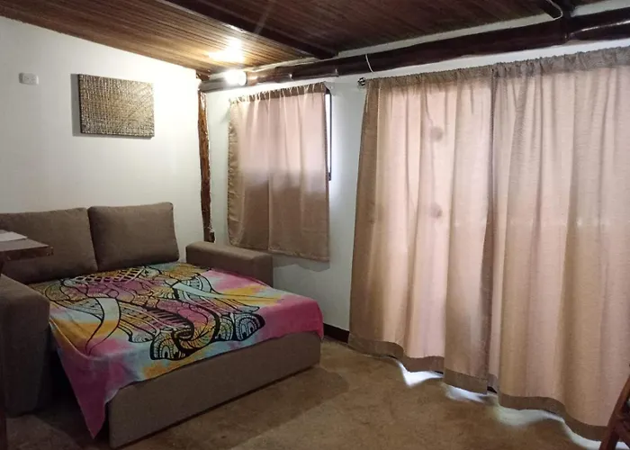 Tamahostel & Glamping Hostal