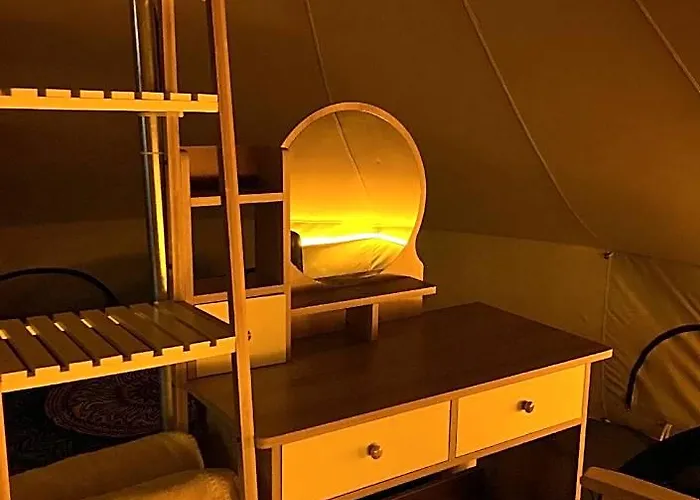 Tamahostel & Glamping *