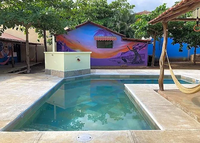 Tamahostel & Glamping Hostal